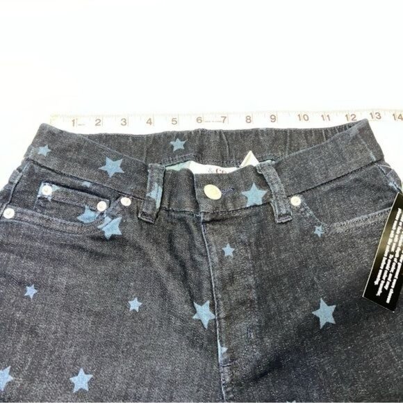 D & Co Womens Star Print Denim Bermuda Shorts Blue Mid Rise Stretchy Size 6 - Picture 7 of 9